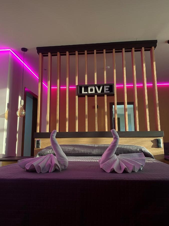 Hotel-Asador Montes Oretanos Pulgar エクステリア 写真
