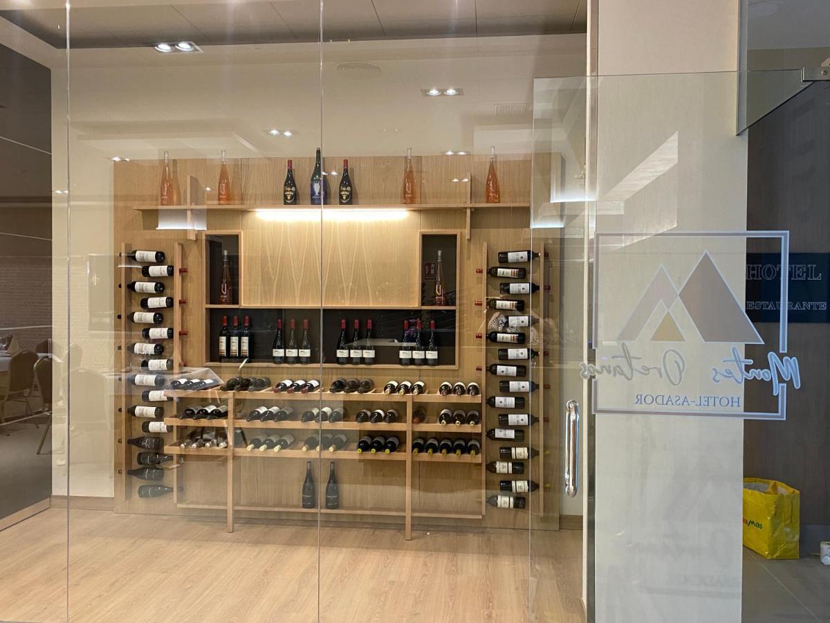 Hotel-Asador Montes Oretanos Pulgar エクステリア 写真