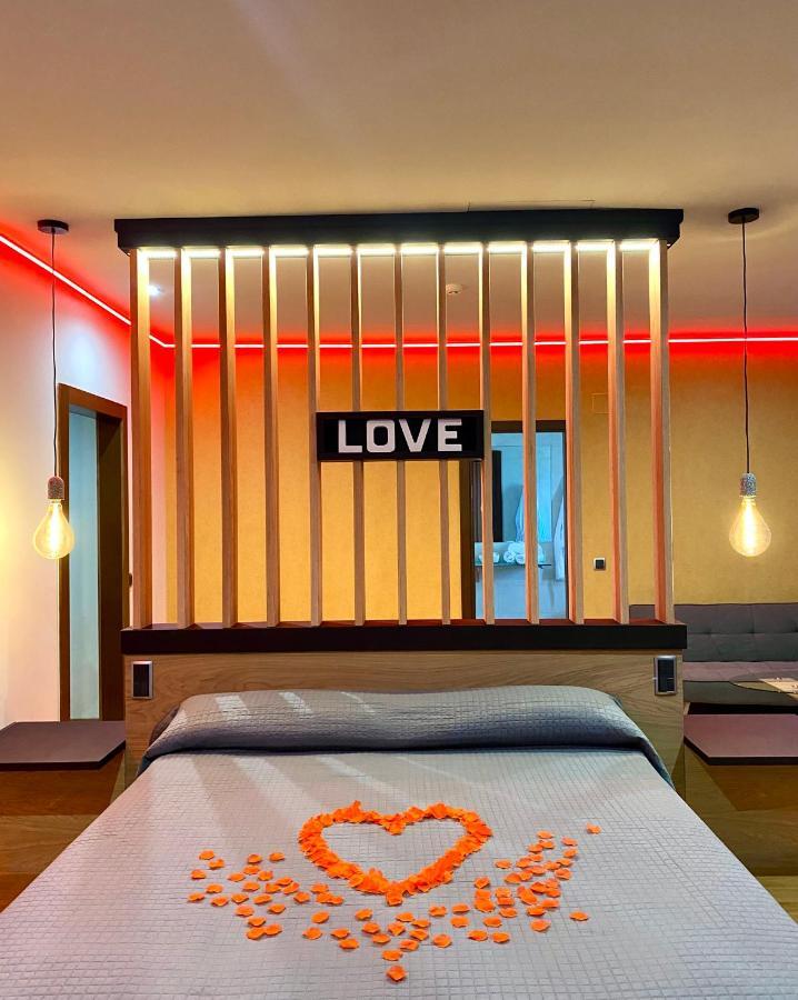 Hotel-Asador Montes Oretanos Pulgar エクステリア 写真