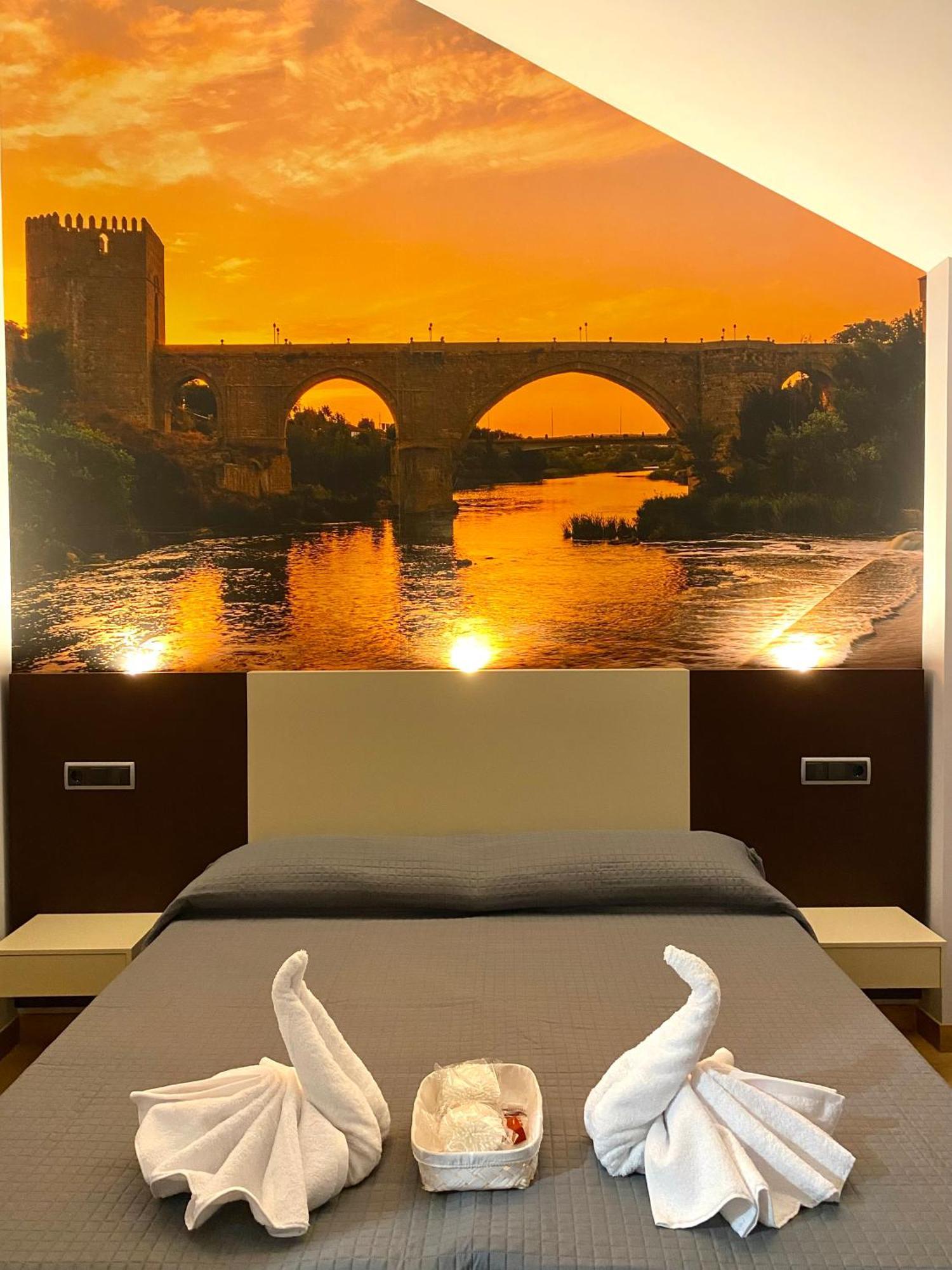 Hotel-Asador Montes Oretanos Pulgar エクステリア 写真